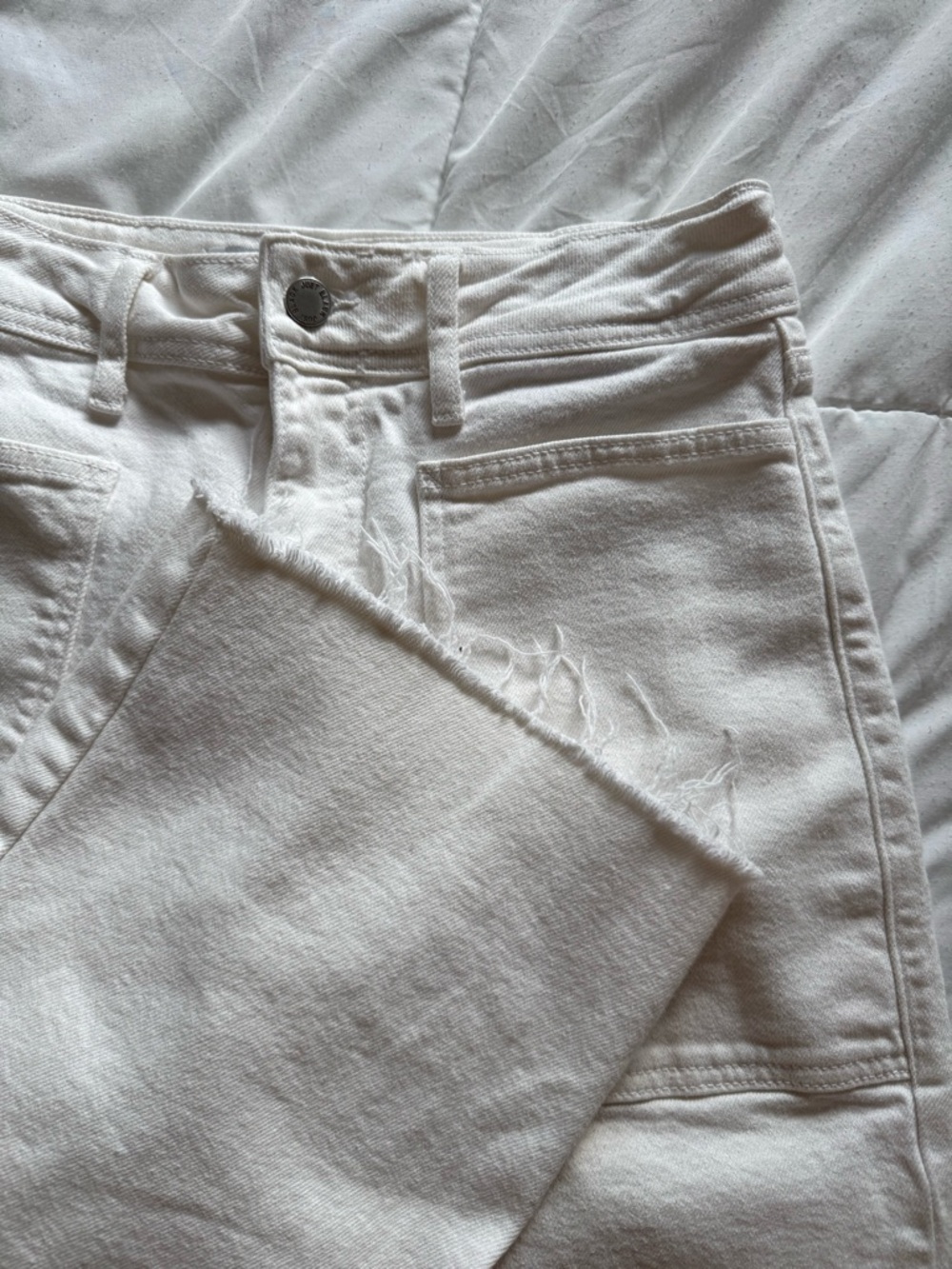 Just Black Denim Wide Leg Patch Pocket White Jeans | Size 28 - Picture 7 of 7